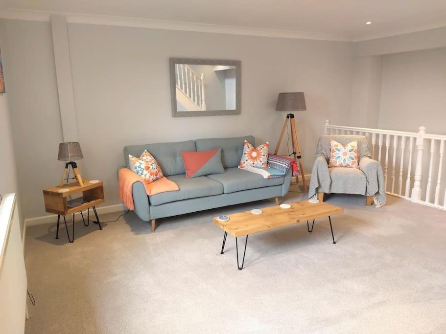 Stunning On The Edge Of The Cotswolds Holiday home Charfield